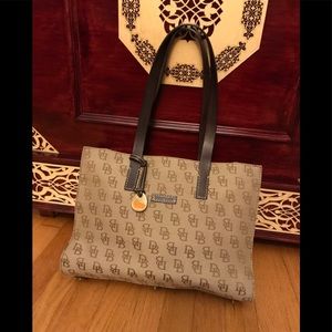 Dooney & Bourke shoulder bag